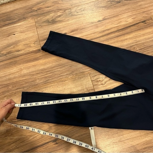 Lululemon Wunder Under Crop (Hi-Rise) *Full-On Luxtreme 21" - Picture 9 of 9
